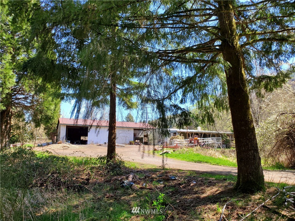 624 Highland Valley Road Morton, WA 98356 - Photo 1 of 39 Gallery Image 1
