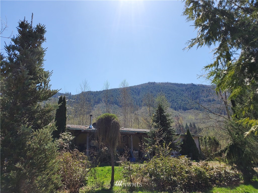 624 Highland Valley Road Morton, WA 98356 - Photo 9 of 39 Gallery Image 9