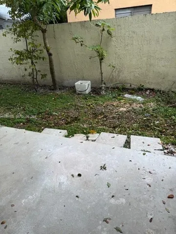 $2,000 | 2750 Southwest 10th Terrace, Unit 4, Miami, FL 33135