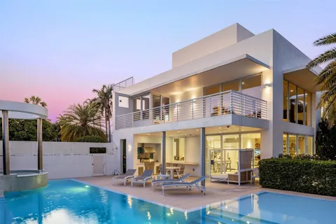 $11,900,000 | 500 Isle Of Capri Drive, Fort Lauderdale, FL 33301