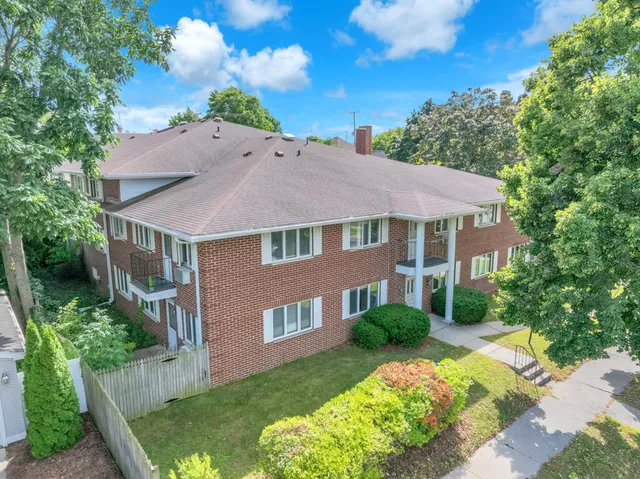 $1,299 | 615 Michigan Avenue, Unit 617, Sheboygan, WI 53081