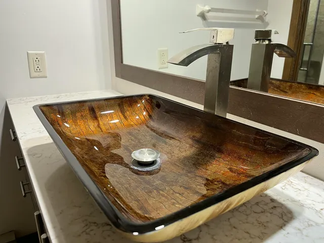 $1,299 | 615 Michigan Avenue, Unit 617, Sheboygan, WI 53081