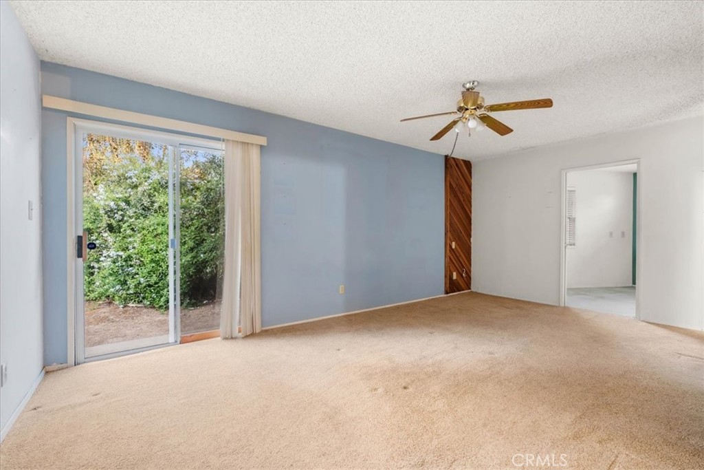 2807 Wyoming Way Riverside, CA 92506 - Photo 17 of 40 a view of empty room with ceiling fan