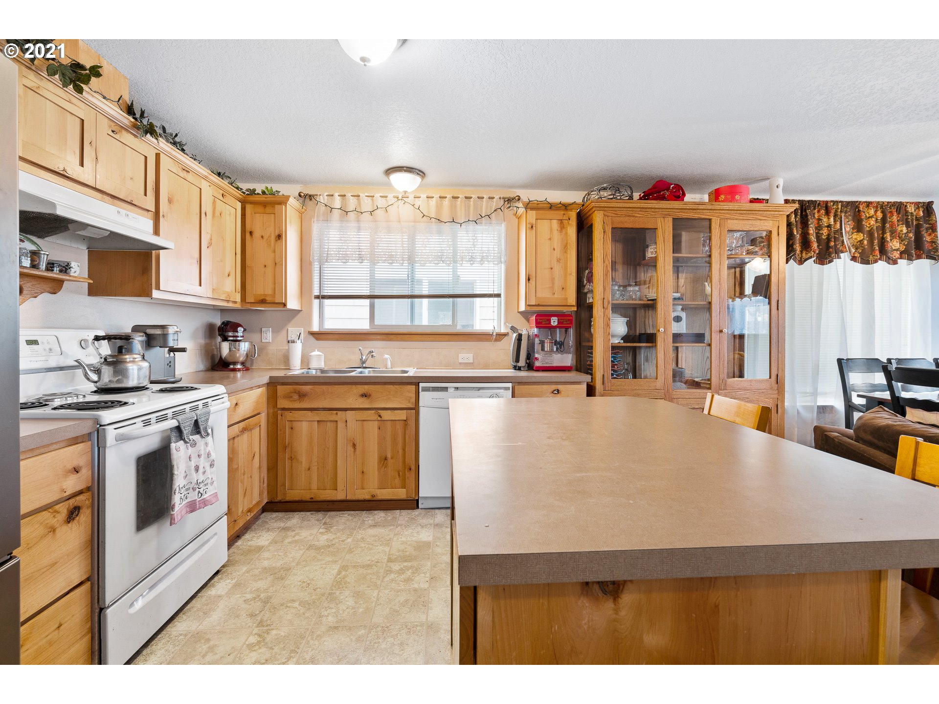 463 Lair Lane Newberg, OR 97132 - Photo 10 of 23