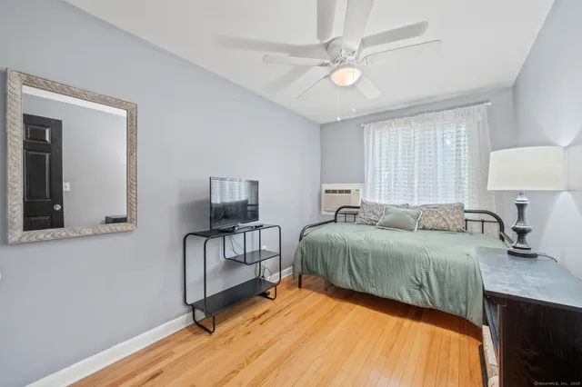 $159,900 | 17 McKenna Drive, Middletown, CT 06457