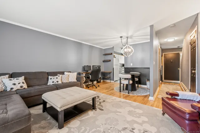 $159,900 | 17 McKenna Drive, Middletown, CT 06457