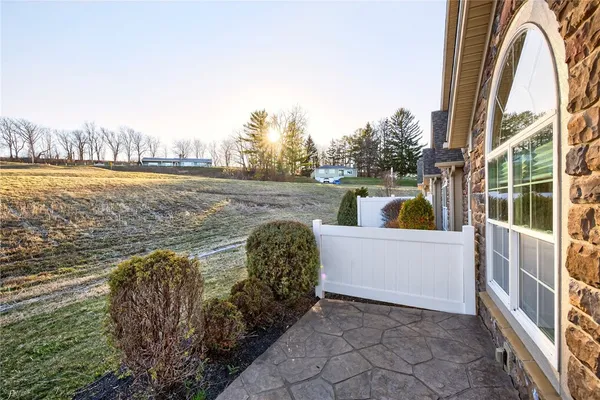 $575,000 | 5163 Cheshire Glen Road, Canandaigua Town, NY 14424