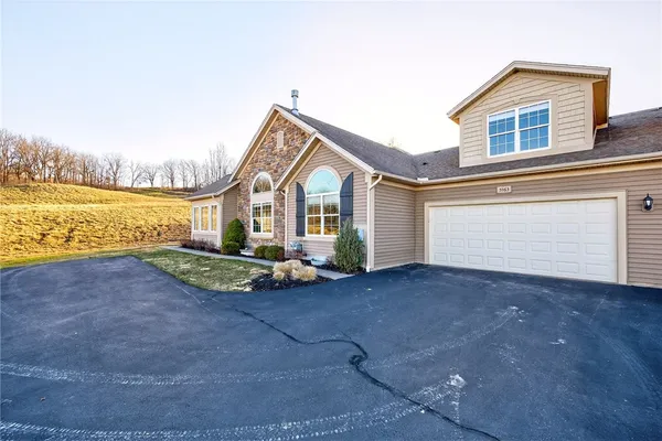 $575,000 | 5163 Cheshire Glen Road, Canandaigua Town, NY 14424