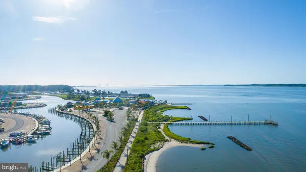 $259,803 | 27059 Flipper Road, Unit 687, Long Neck, DE 19966