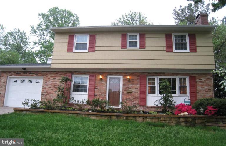 757 Hawthorne Road Linthicum Heights, MD 21090 - Photo 1 of 23 front view of a house with a yard