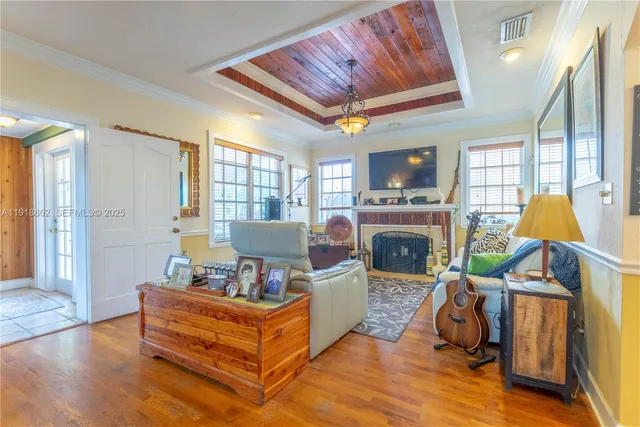 $900,000 | 4250 Southwest 10th Street, Miami, FL 33134