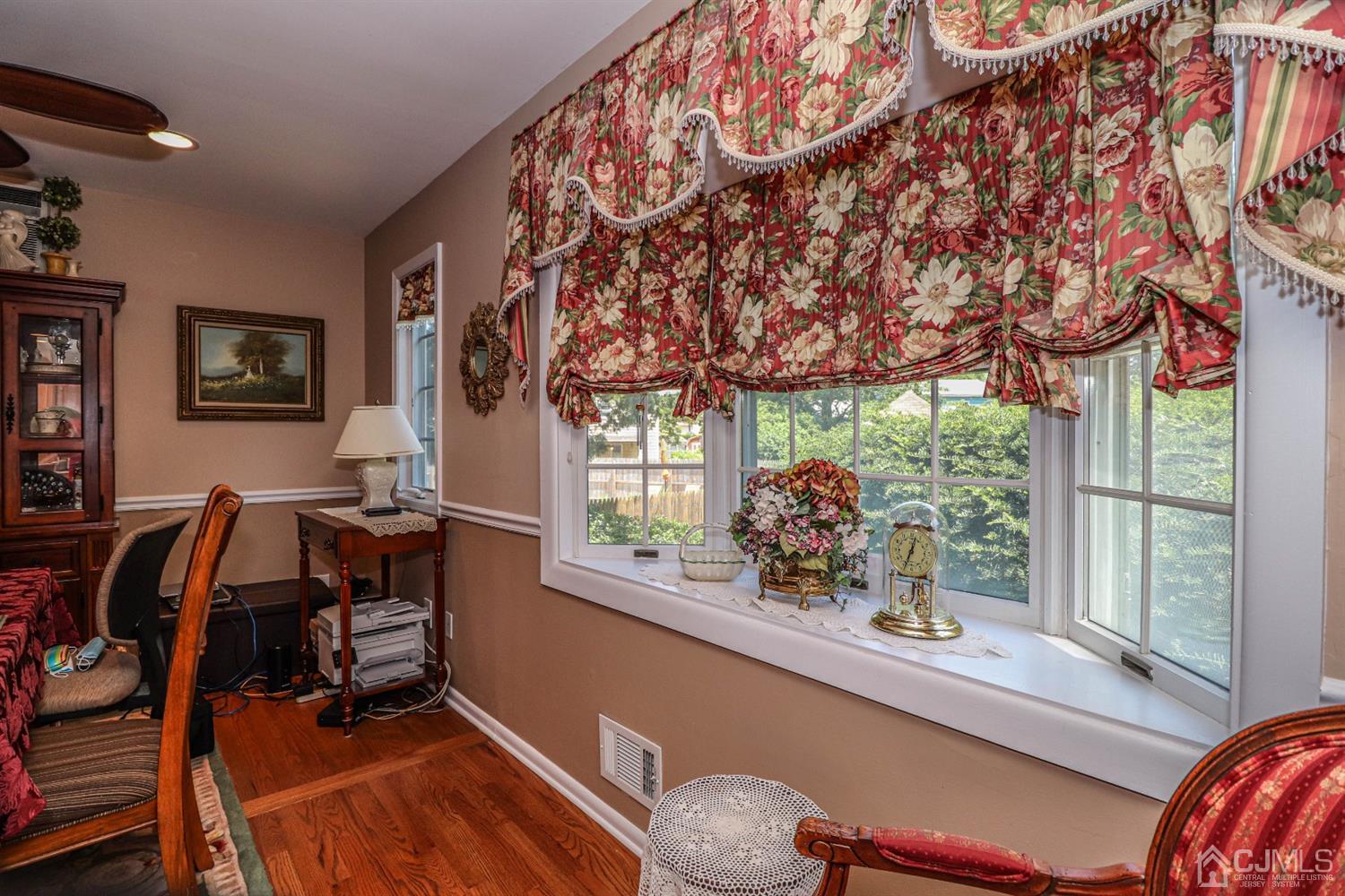 32 Monaghan Road Edison, NJ 08817 - Photo 7 of 35 a dining room with furniture and wooden floor