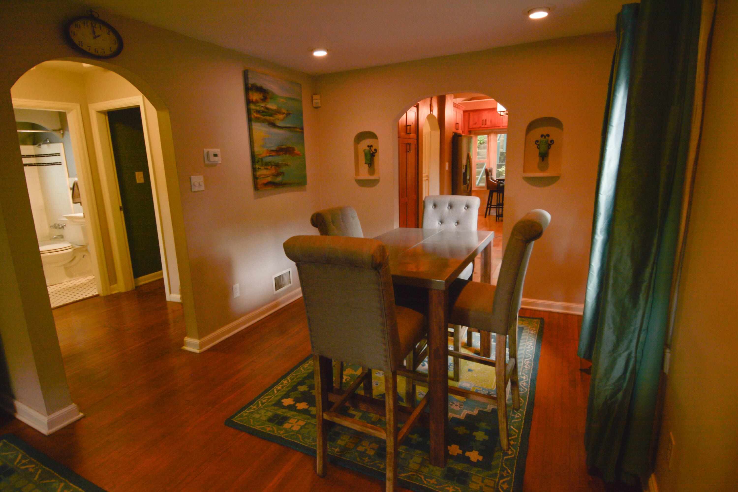 1232 Mulford Road Grandview Heights, OH 43212 - Photo 8 of 33 Dining Room