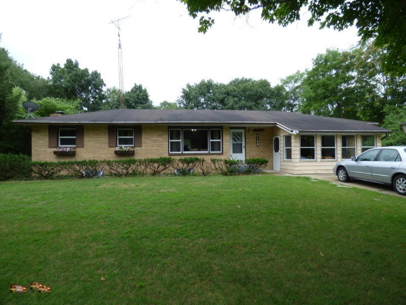 4140 East River Road Buchanan, MI 49107 - Photo 1 of 52 P1010029
