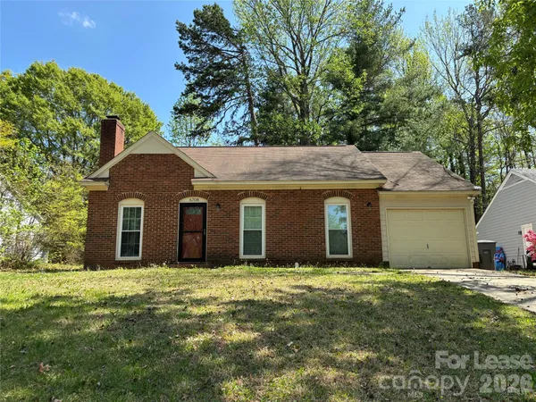 $1,700 | 6708 Marston Court, Charlotte, NC 28215