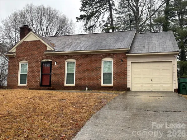 $1,700 | 6708 Marston Court, Charlotte, NC 28215