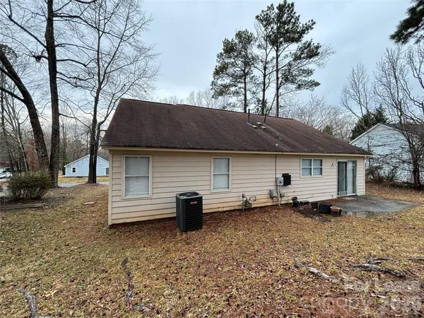 $1,700 | 6708 Marston Court, Charlotte, NC 28215