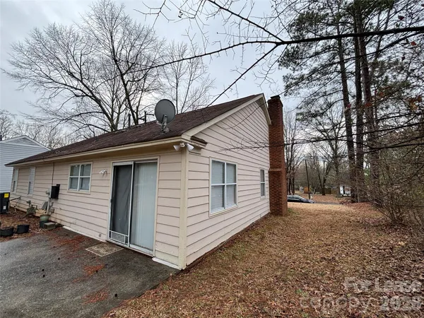 $1,700 | 6708 Marston Court, Charlotte, NC 28215