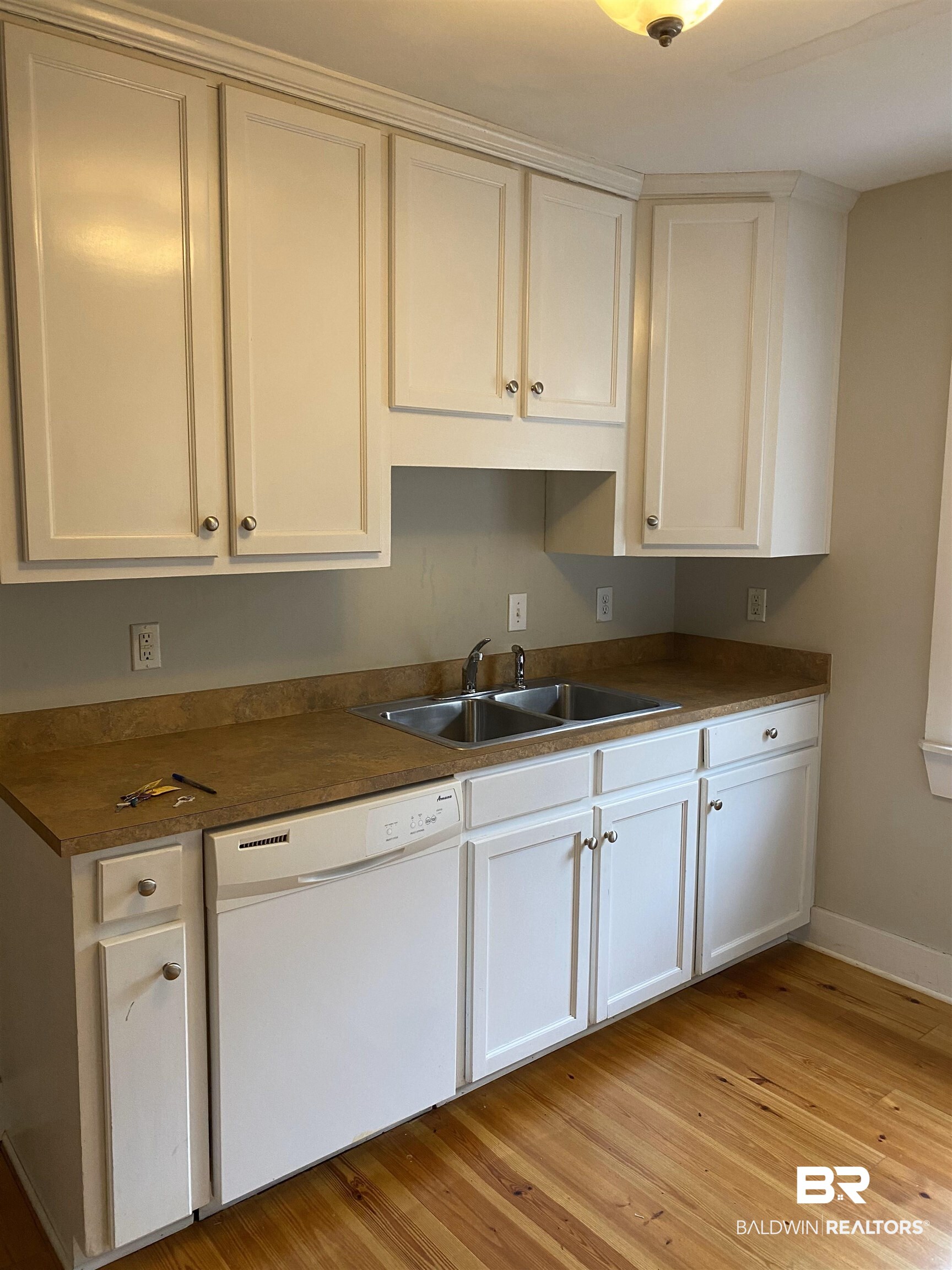 1224 Elmira Street Mobile, AL 36604 - Photo 4 of 6 Kitchen