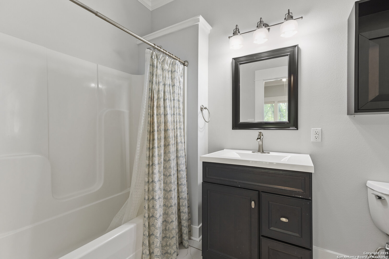 14280 Highway 16 Medina, TX 78055 - Photo 23 of 46