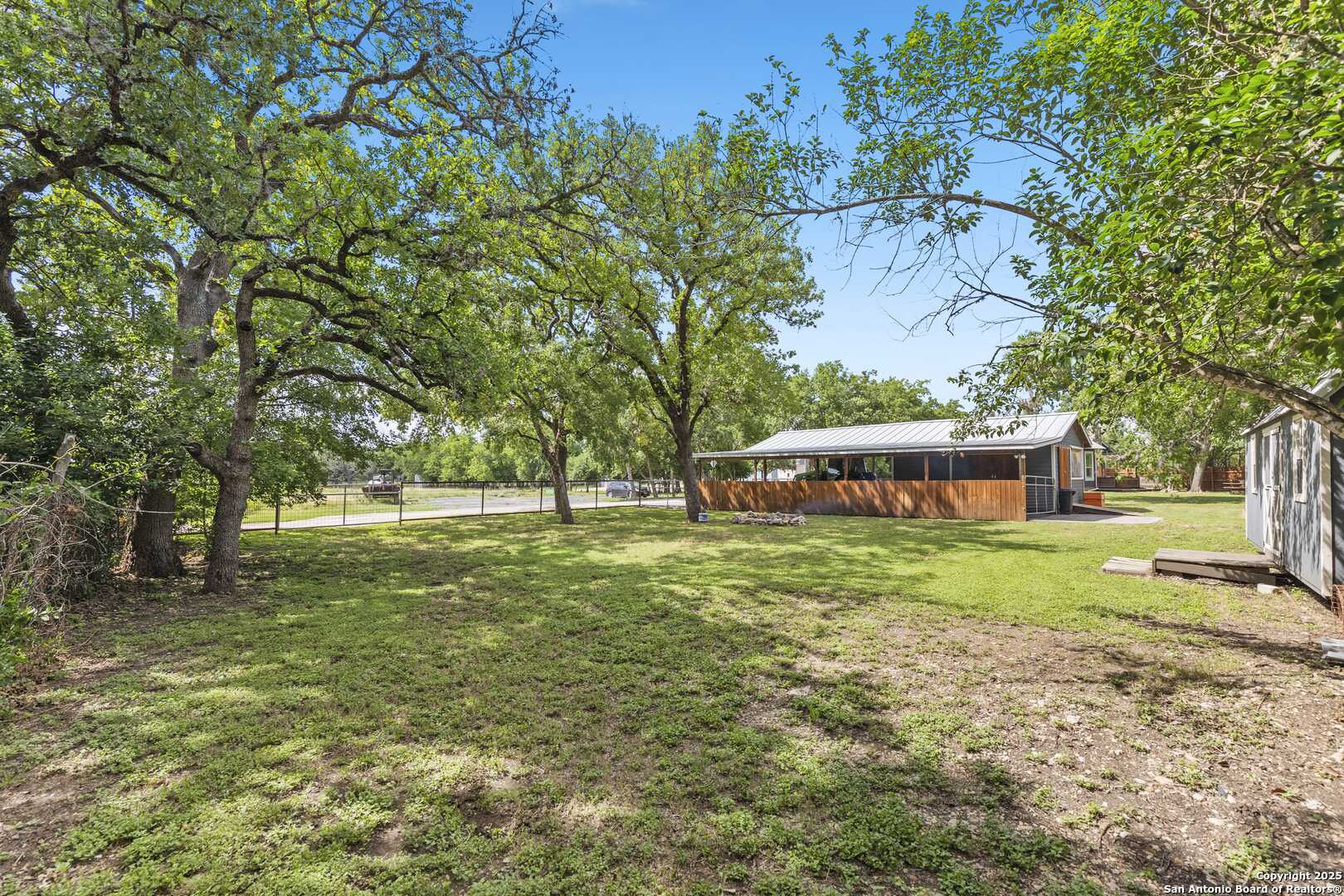 14280 Highway 16 Medina, TX 78055 - Photo 34 of 46