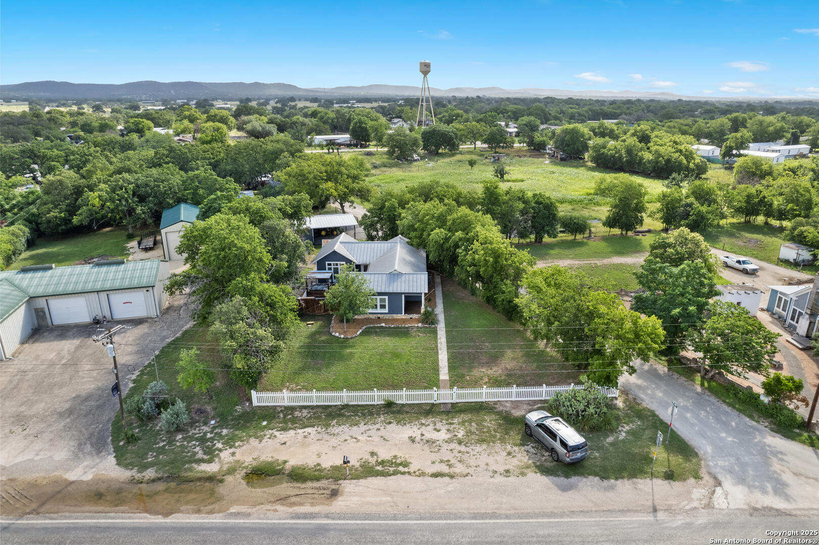 14280 Highway 16 Medina, TX 78055 - Photo 43 of 46