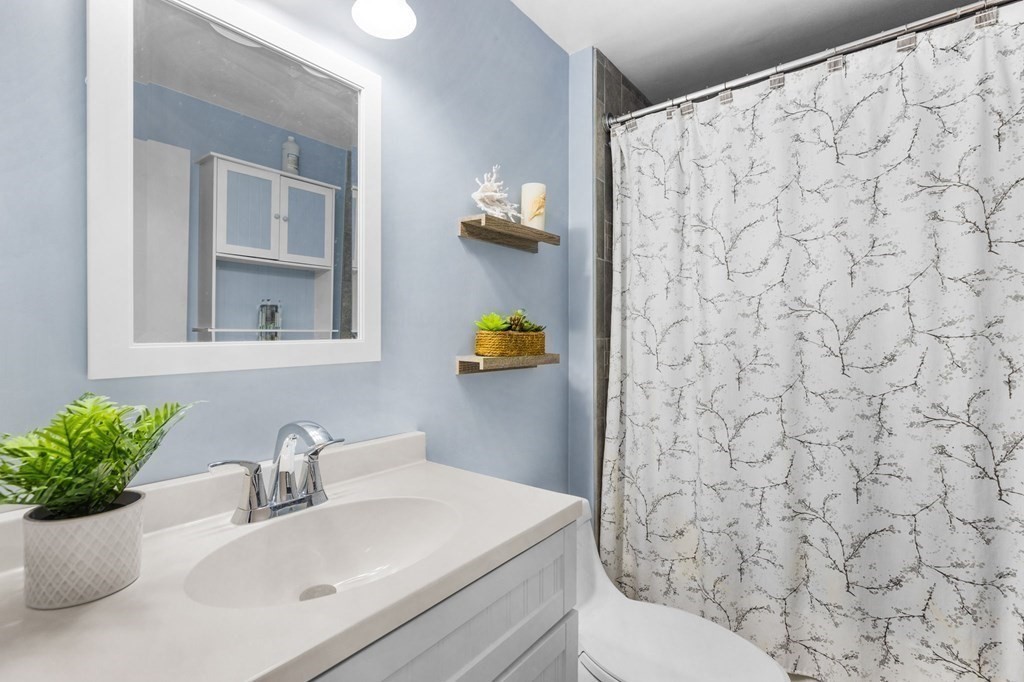 62 Lowell Road Pembroke, MA 02359 - Photo 18 of 42 Gallery Image 18