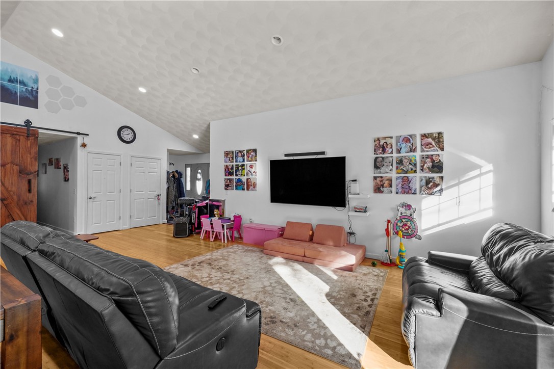 460 Ten Rod Road Exeter, RI 02822 - Photo 7 of 29