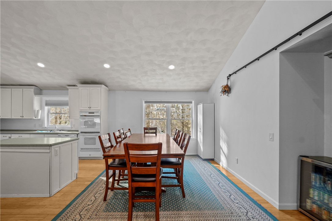 460 Ten Rod Road Exeter, RI 02822 - Photo 8 of 29