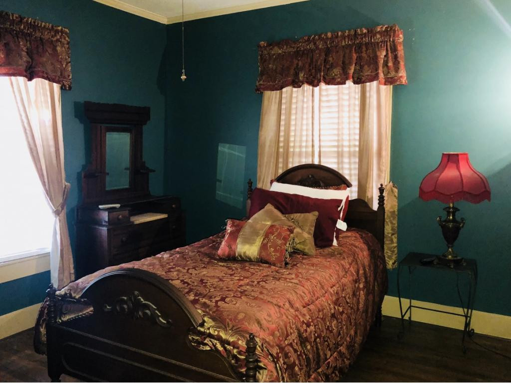 1515 West Hanover Road Burlington, NC 27217 - Photo 8 of 19 Gallery Image 8