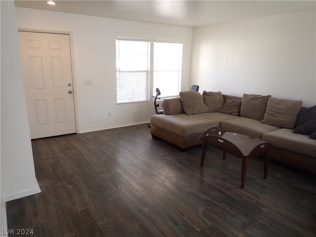 872 Adobe Flat Drive Henderson, NV 89011 - Photo 14 of 44 Living Room Looking Towards Front Door