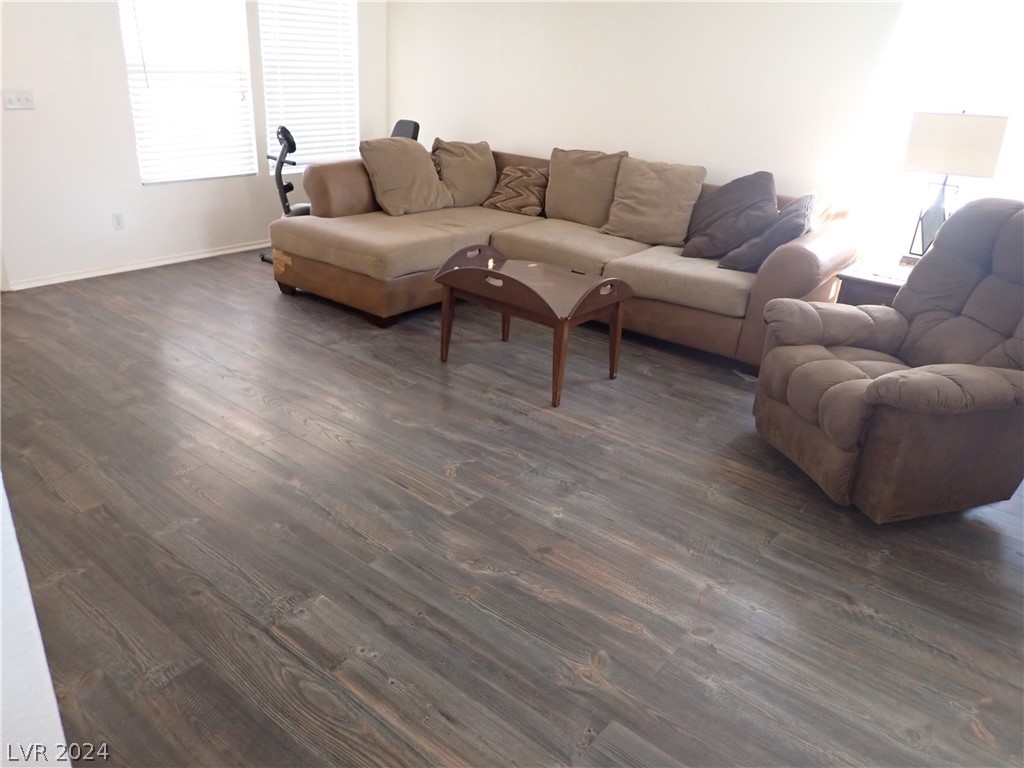 872 Adobe Flat Drive Henderson, NV 89011 - Photo 15 of 44 Large Living Room Area