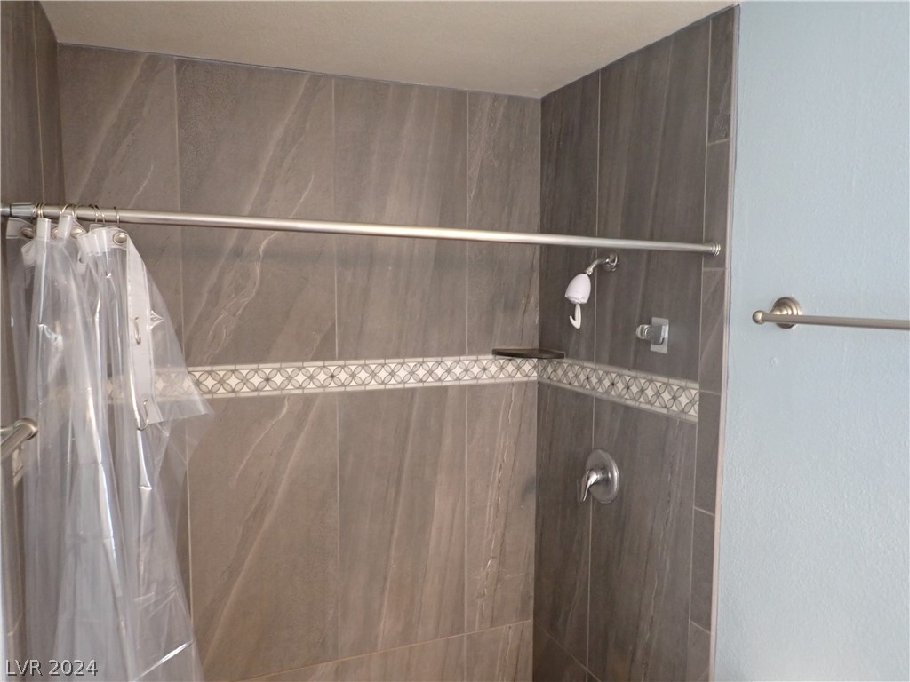 872 Adobe Flat Drive Henderson, NV 89011 - Photo 25 of 44 Remodeled Primary Bathroom