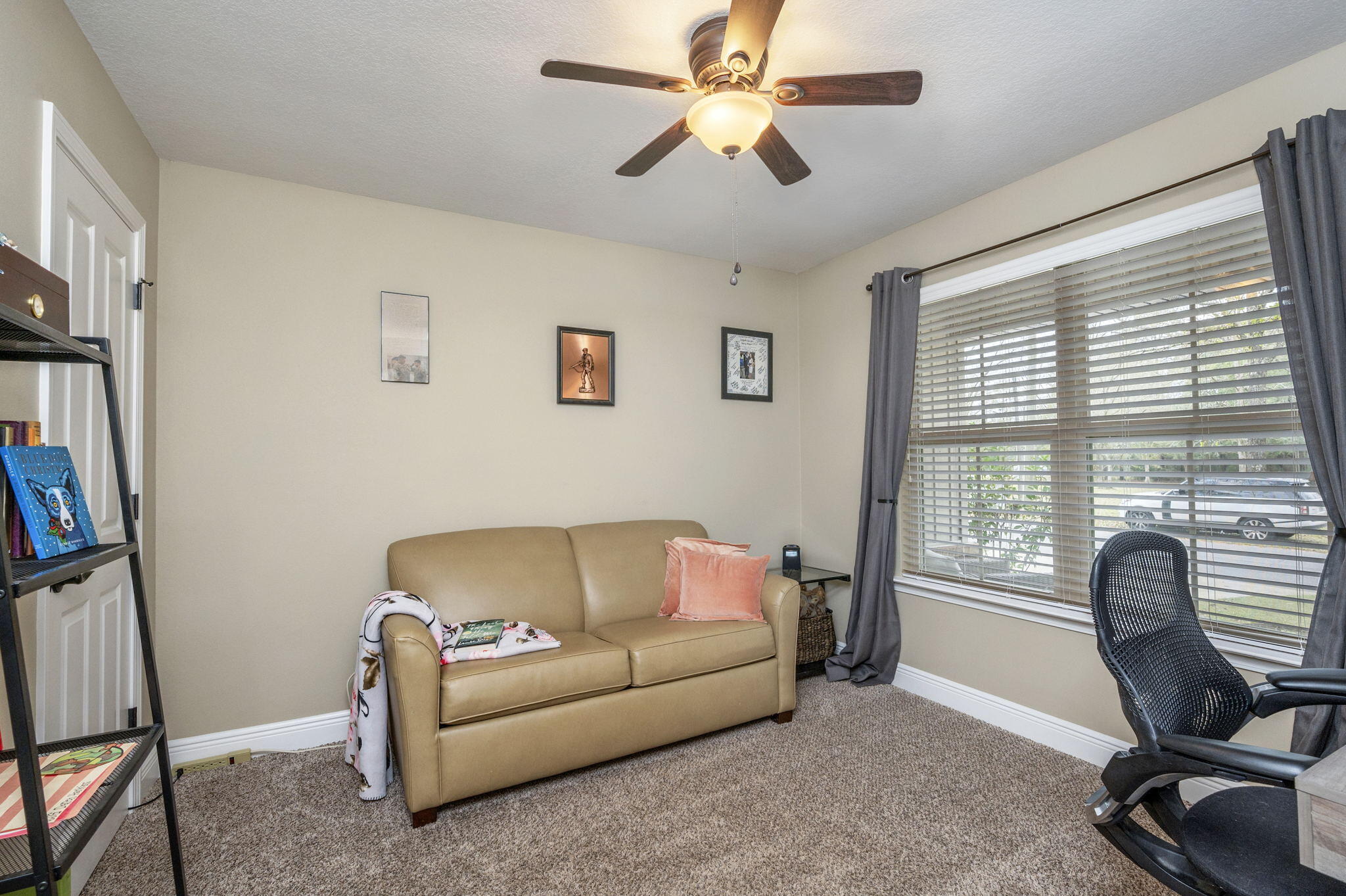 5811 Roberts Road Crestview, FL 32536 - Photo 26 of 35 a living room with furniture and a window