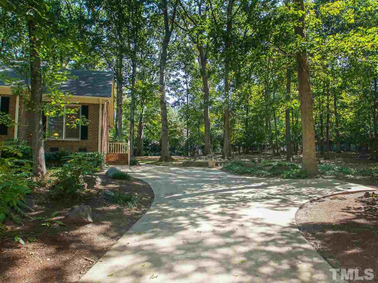 10812 Marthas Way Raleigh, NC 27614 - Photo 4 of 25