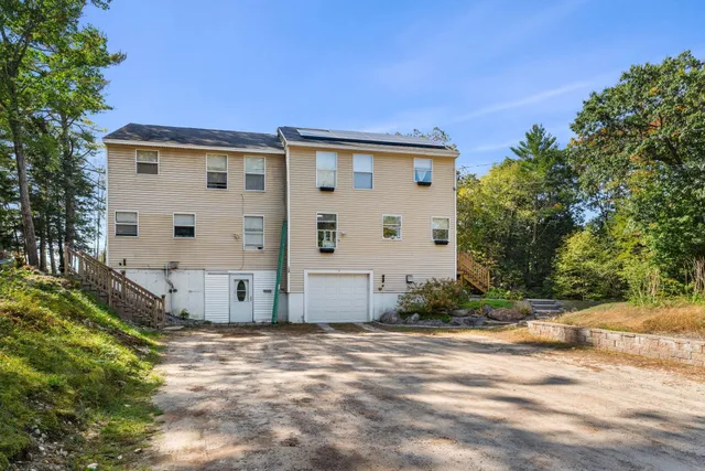 $375,000 | 139 Old Town Road, Unit B, Weare, NH 03281