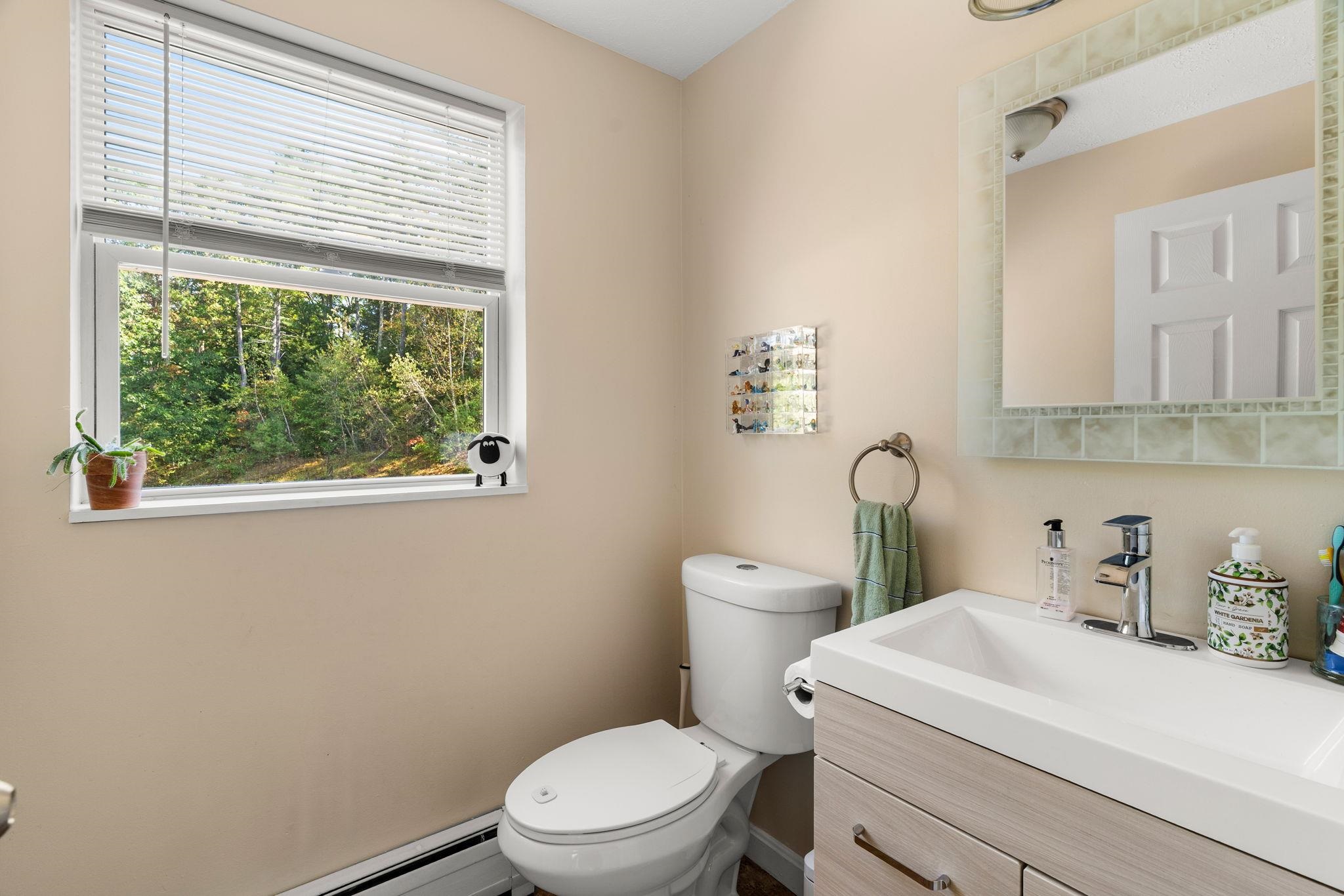 139 Old Town Road, Unit B Weare, NH 03281 - Photo 11 of 39