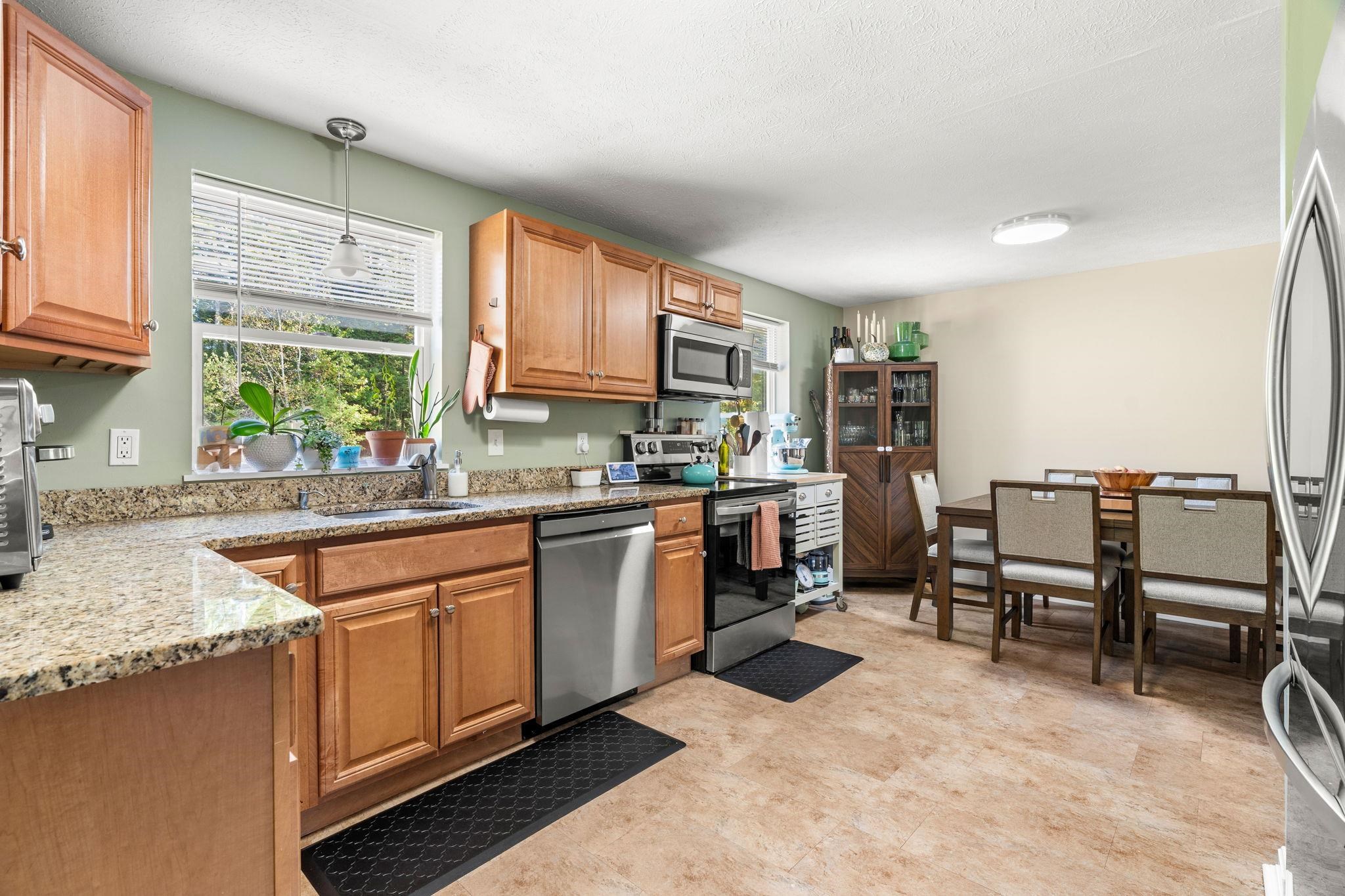 139 Old Town Road, Unit B Weare, NH 03281 - Photo 2 of 39