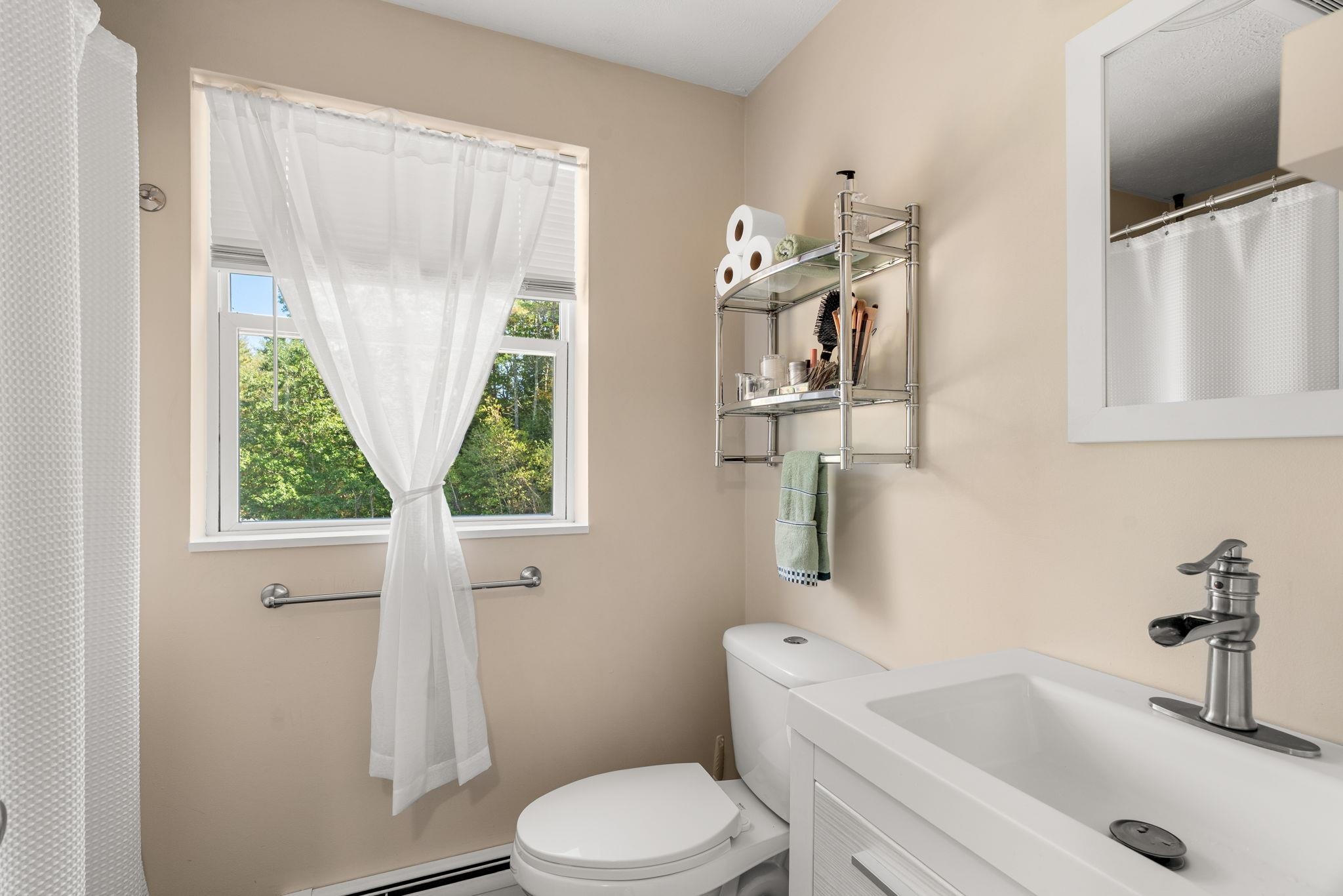 139 Old Town Road, Unit B Weare, NH 03281 - Photo 23 of 39