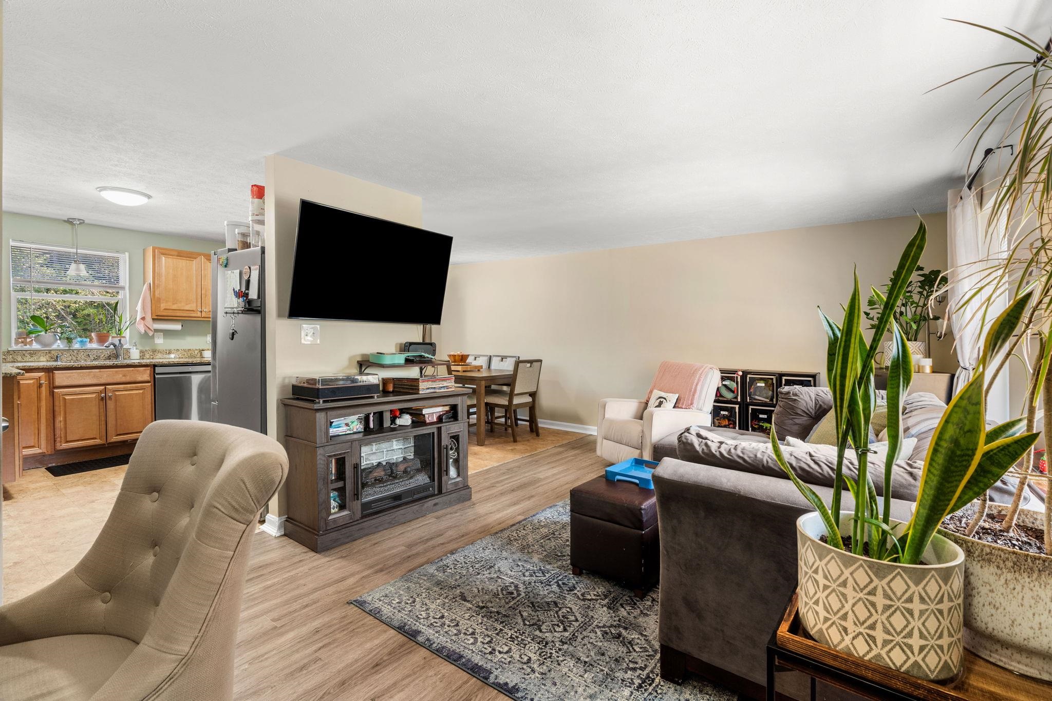 139 Old Town Road, Unit B Weare, NH 03281 - Photo 7 of 39