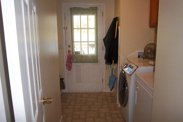3900 Paradise Road Ruffin, SC 29475 - Photo 27 of 42 Laundry Room