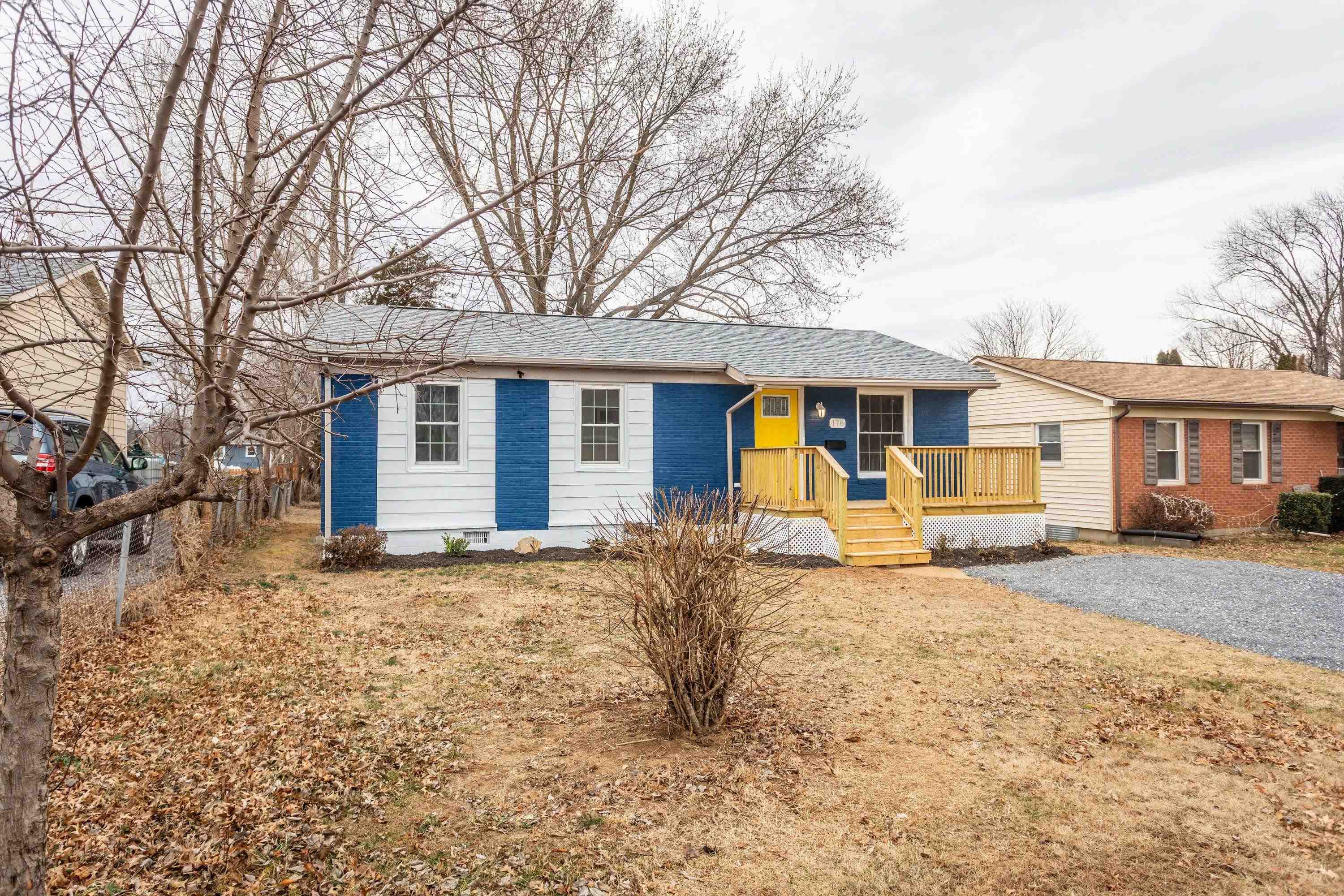178 Suter Street Harrisonburg, VA 22802 - Photo 40 of 73 a view of a yard in front of a house with large tree