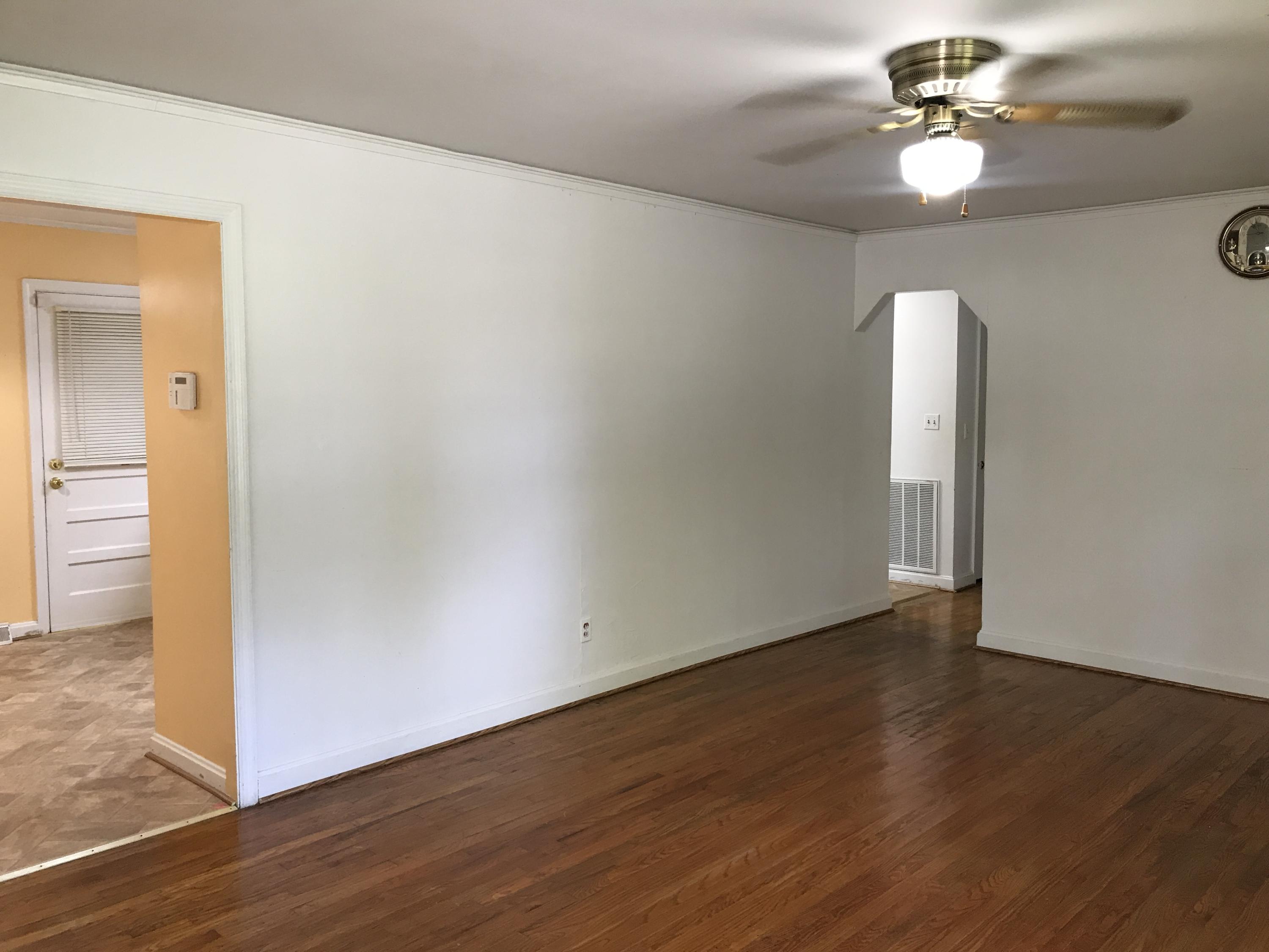 421 Elizabeth Avenue Rockingham, NC 28379 - Photo 2 of 16 family room