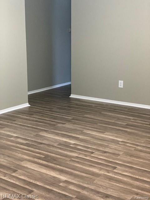 42506 Saratoga Road Canton, MI 48187 - Photo 21 of 32