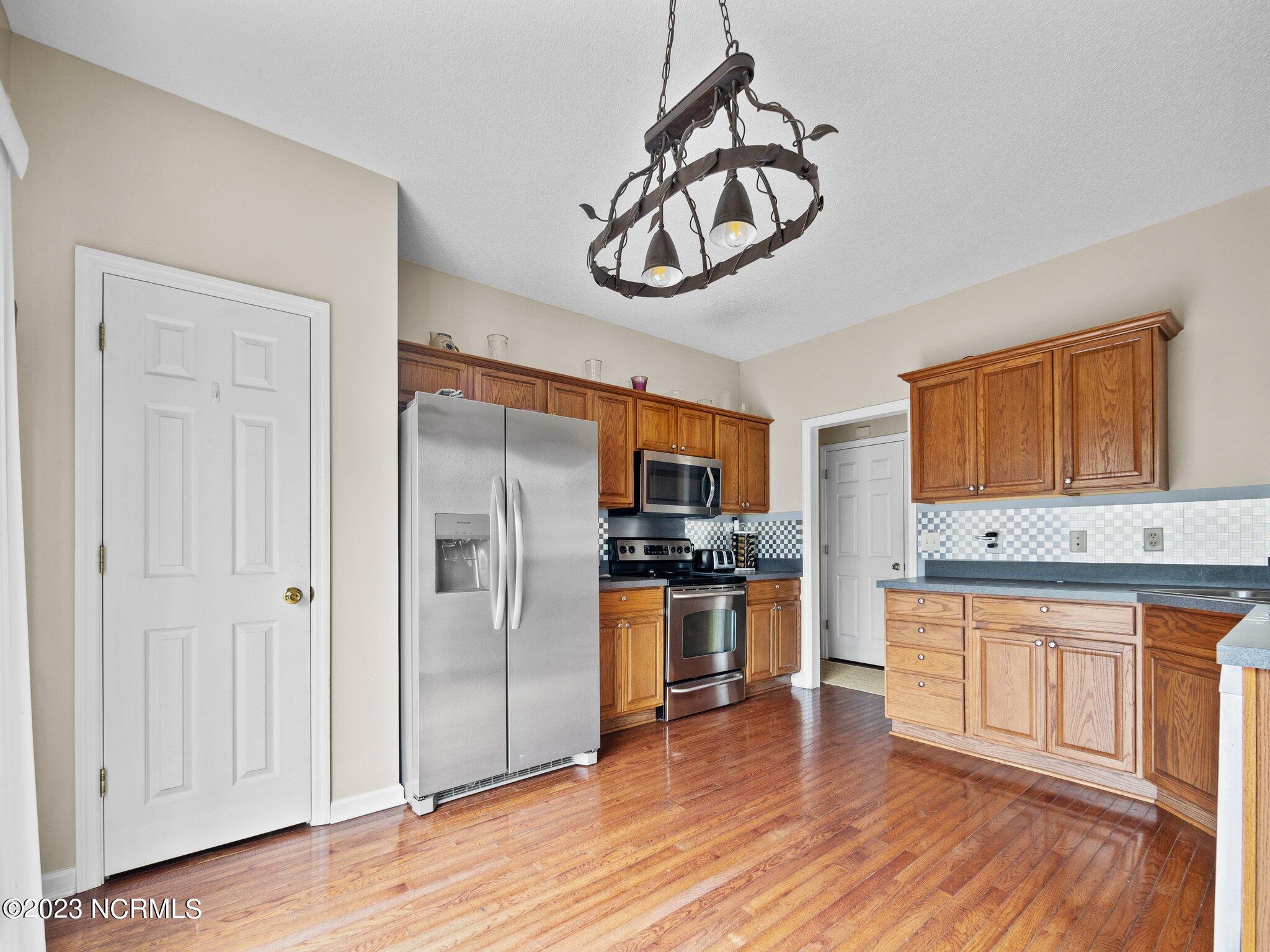 609 Riva Ridge Road Sneads Ferry, NC 28460 - Photo 12 of 32 12-web-or-mls-P3120044