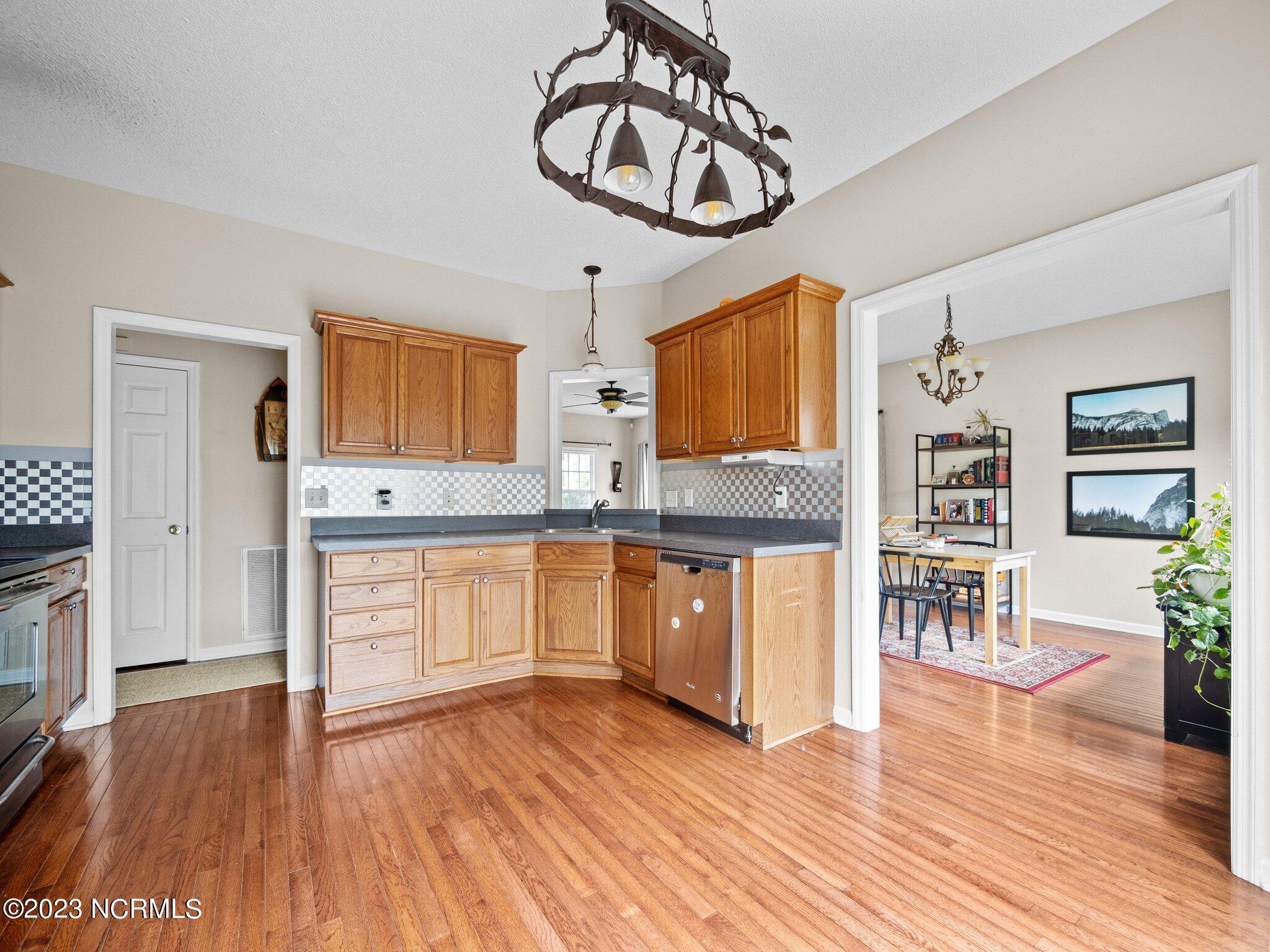 609 Riva Ridge Road Sneads Ferry, NC 28460 - Photo 14 of 32 14-web-or-mls-P3120054