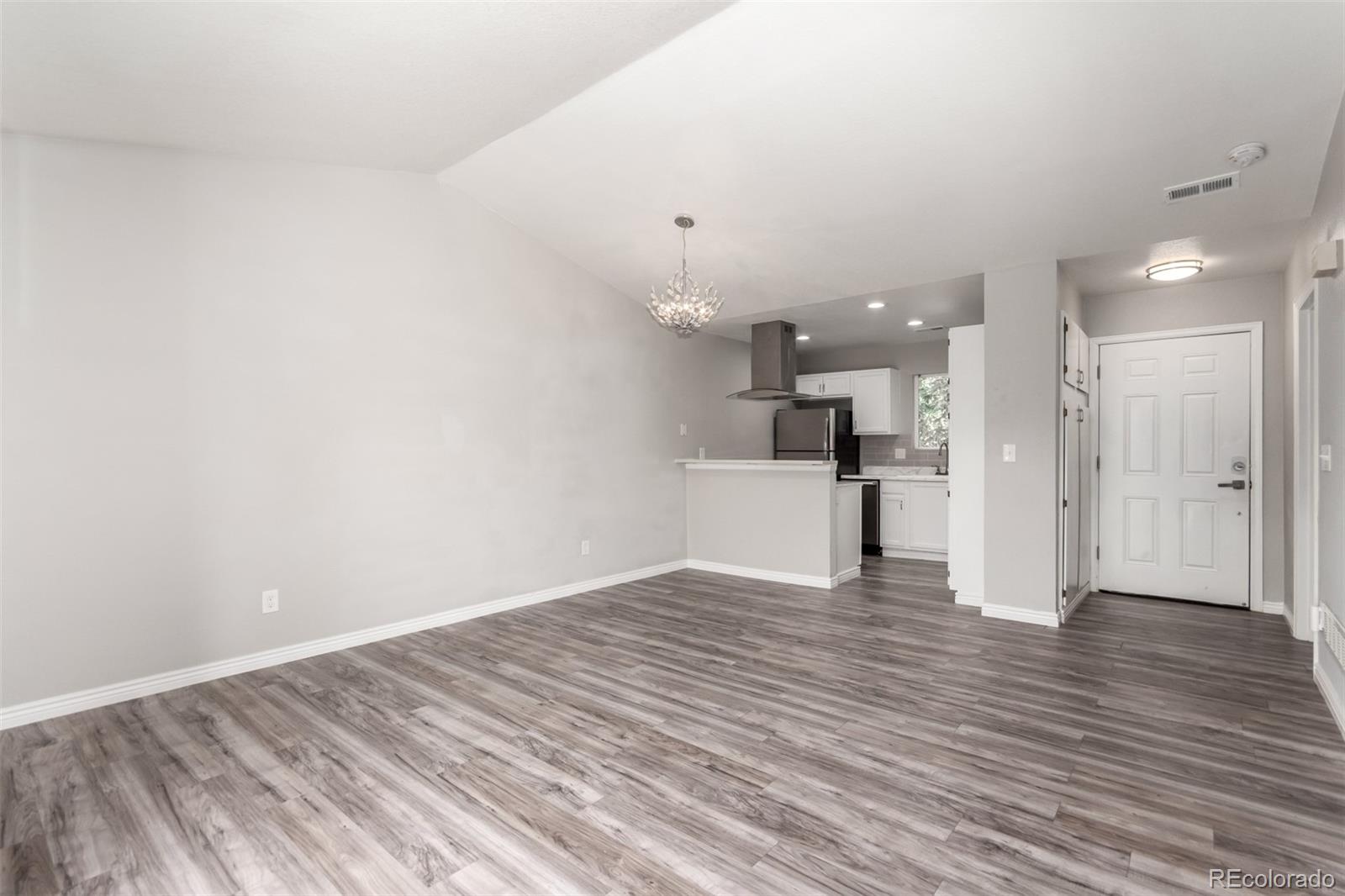 2267 South Buckley Road, Unit 202 Aurora, CO 80013 - Photo 6 of 29 Gallery Image 6