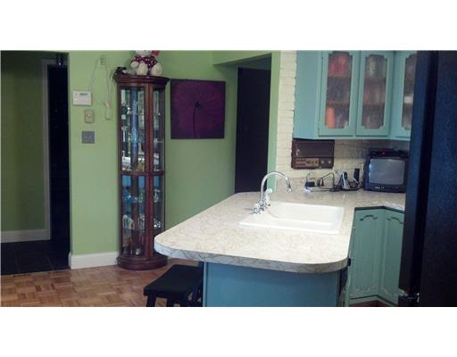 25190 Adams Road South Bend, IN 46628 - Photo 4 of 23