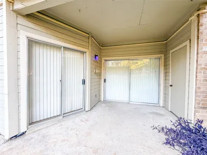 a house view with a outdoor space