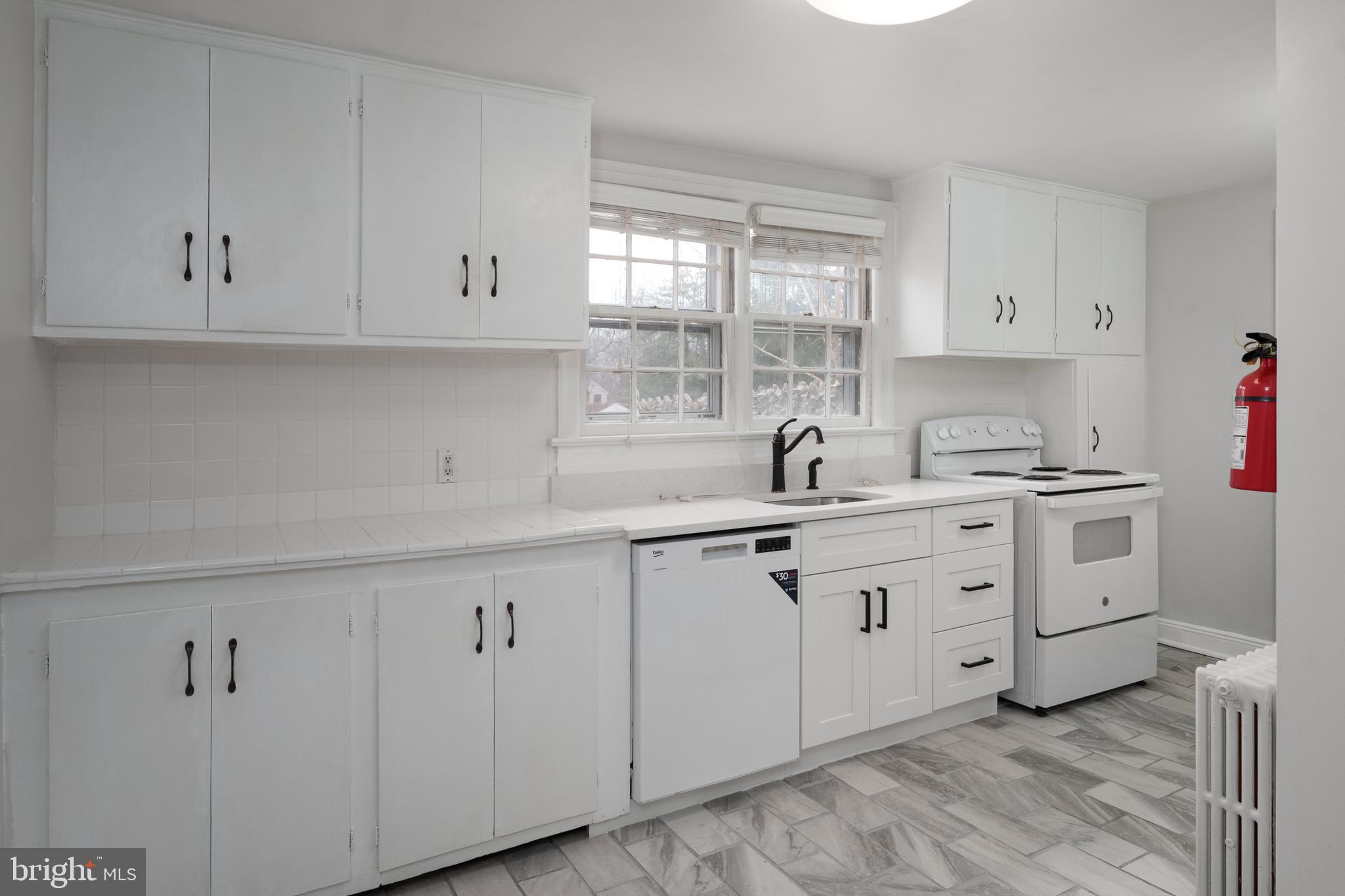 124 Washington Road, Unit 3 COTTAGE West Windsor, NJ 08550 - Photo 5 of 14